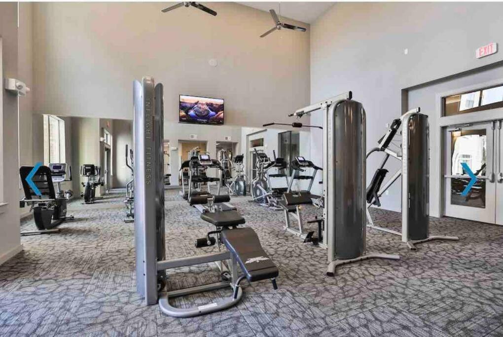 Charming Suite With Gym Near Nrg Medical Center ヒューストン エクステリア 写真