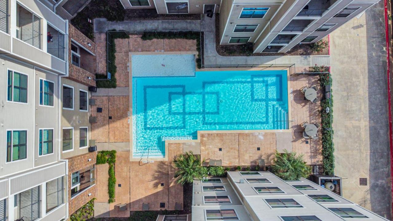 Charming Suite With Gym Near Nrg Medical Center ヒューストン エクステリア 写真